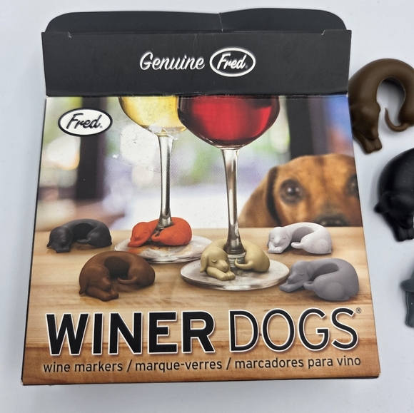 Winer Dog Dachshund Wine Glass Charms Wiener Markers by Genuine Fred  NIB - Picture 1 of 4